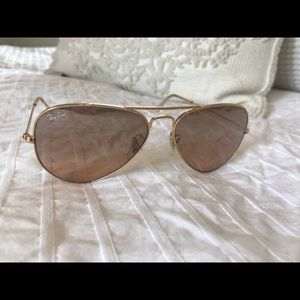 AUTHENTIC RAY BANS!! GOLD AVIATORS